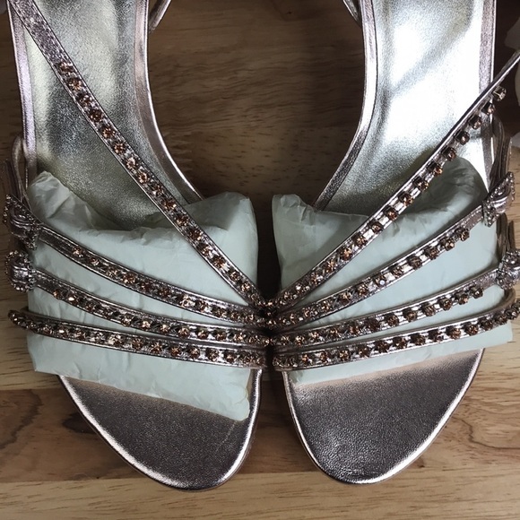 Kate Spade Rose Gold Leather Heels 10 M. Kitten 3” heel - Picture 7 of 8